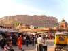 Inde - Jodhpur : le Fort depuis la place de l'horloge