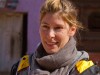 Népal - Katmandou : Cécile en jaune poussin