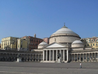 Naples : Piazza Plebicito