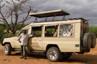Serengeti : Willie et sa jeep